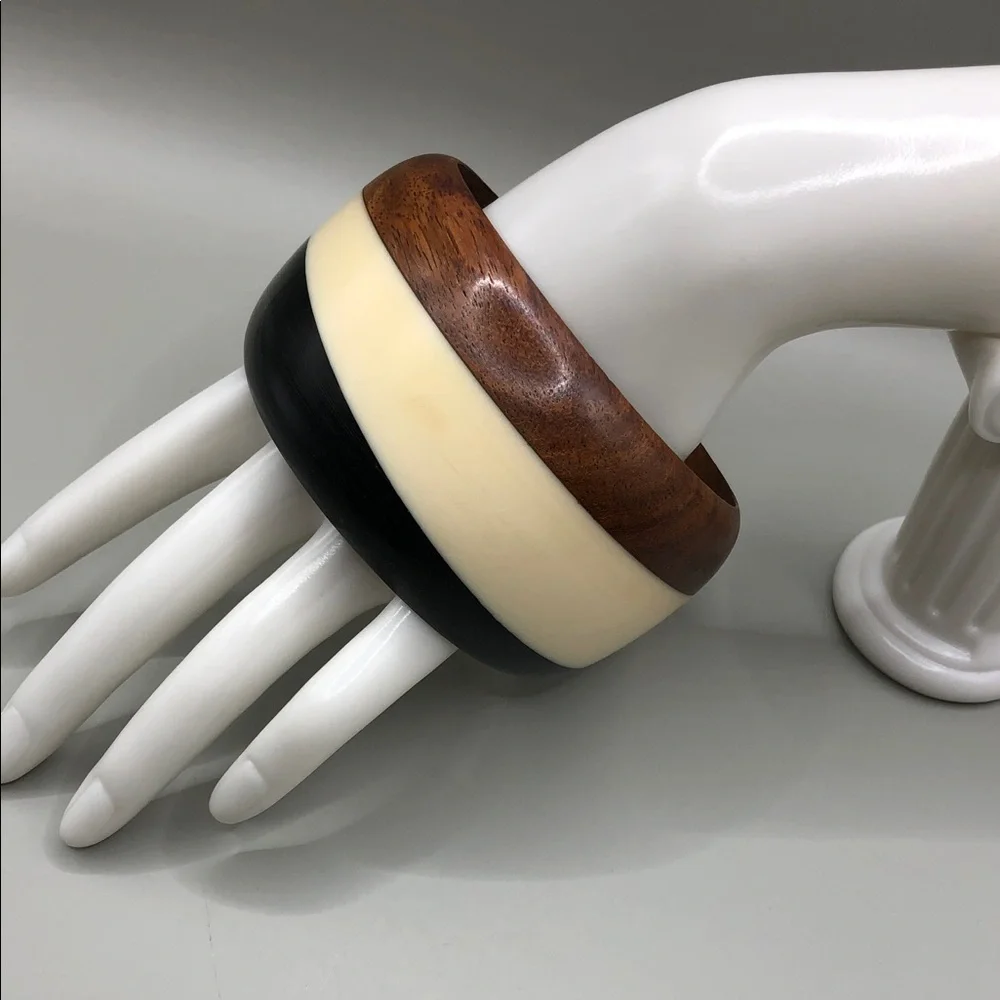 Vintage colorblock wooden resin bangle bracelet wide large wrist sz 9 statement.